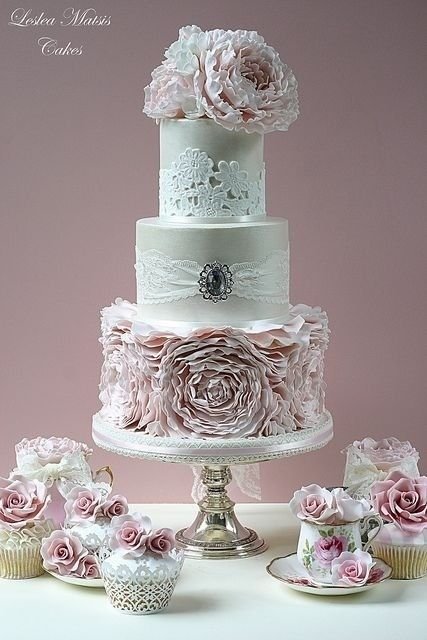 Beautiful 3 Tiered Cake
