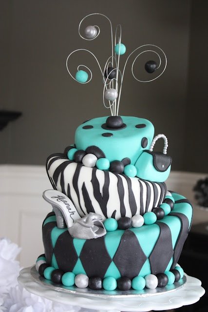 Cake For Fanionista Ladies