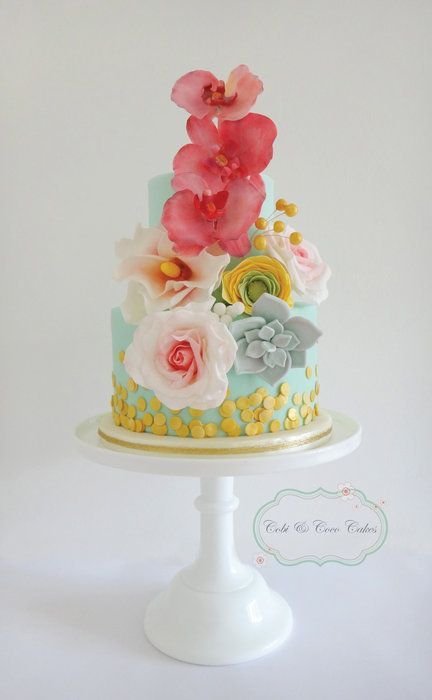 Mini Elegant and Chic Cakes