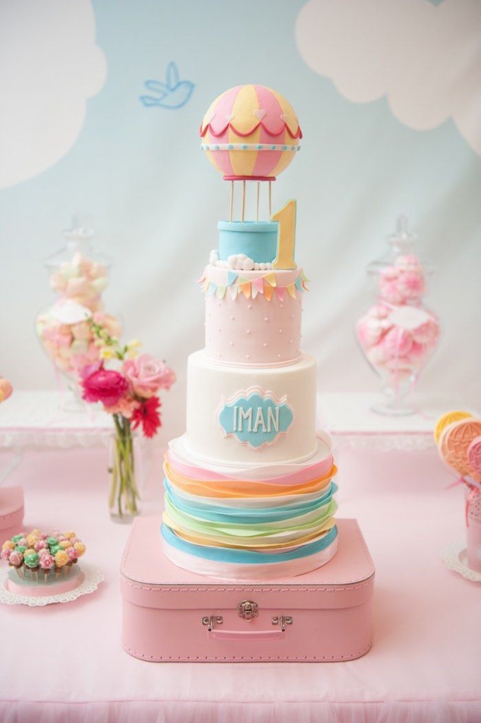 Carried Away Hot Air Balloon Birthday Party Cake