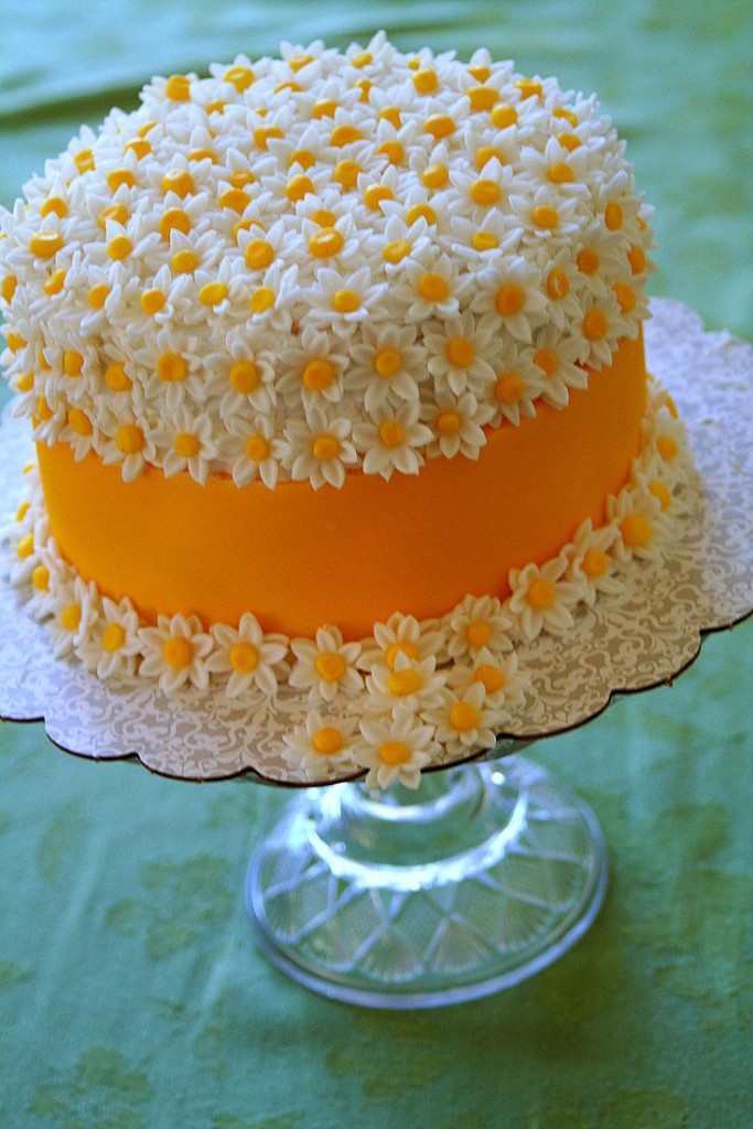 Daisy Cake