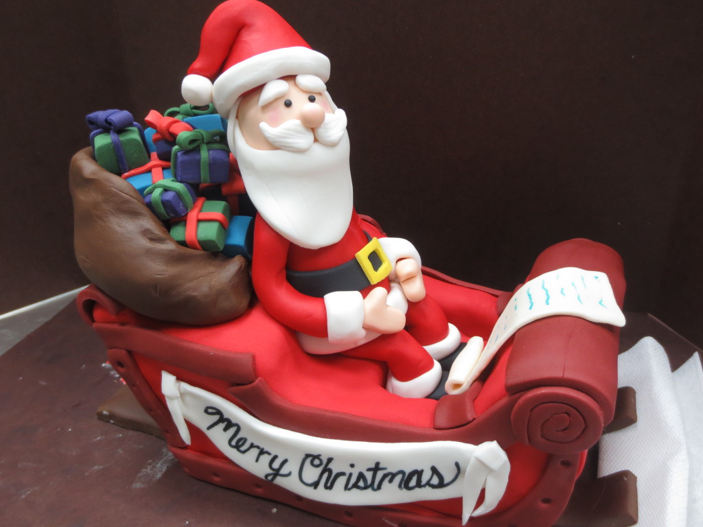 Santa Claus Cake