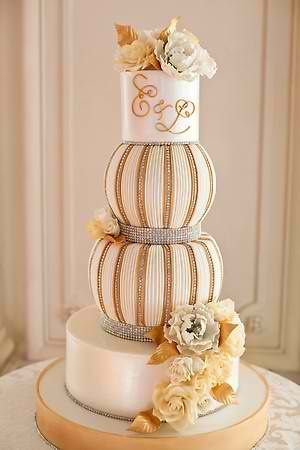 Stunning Wedding Cake from Confectionery Designs