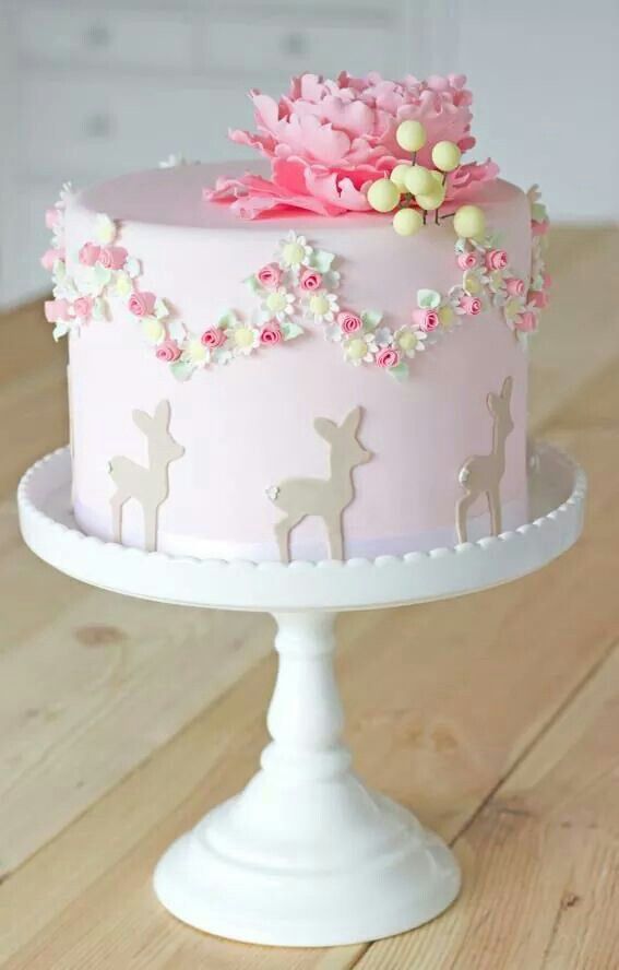 Bambi Cake - Amazing Cake Ideas