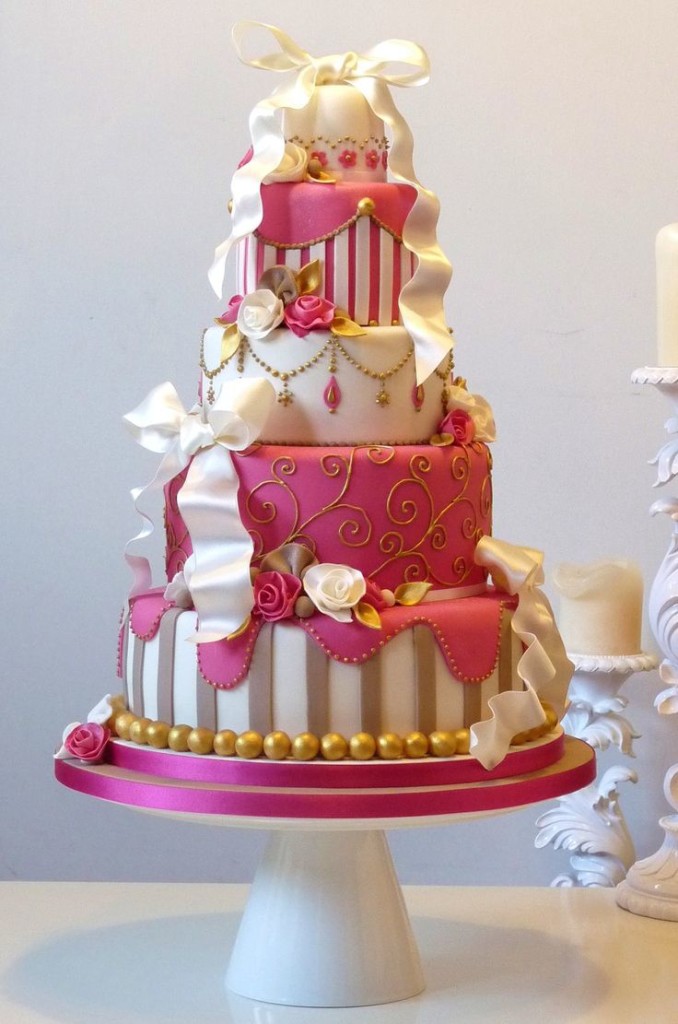 Gorgeous Pink & Cream Wedding Cake