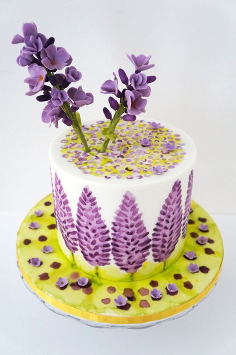 Lavender Crush Cake by Enrique