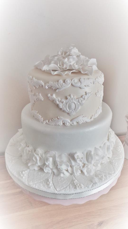 Elegant Wedding Cake by Jacqui Conroy Oram‎