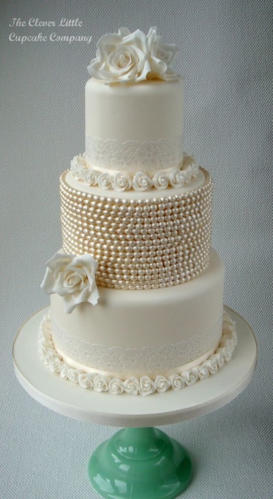 Vintage Lace and Pearls Cake