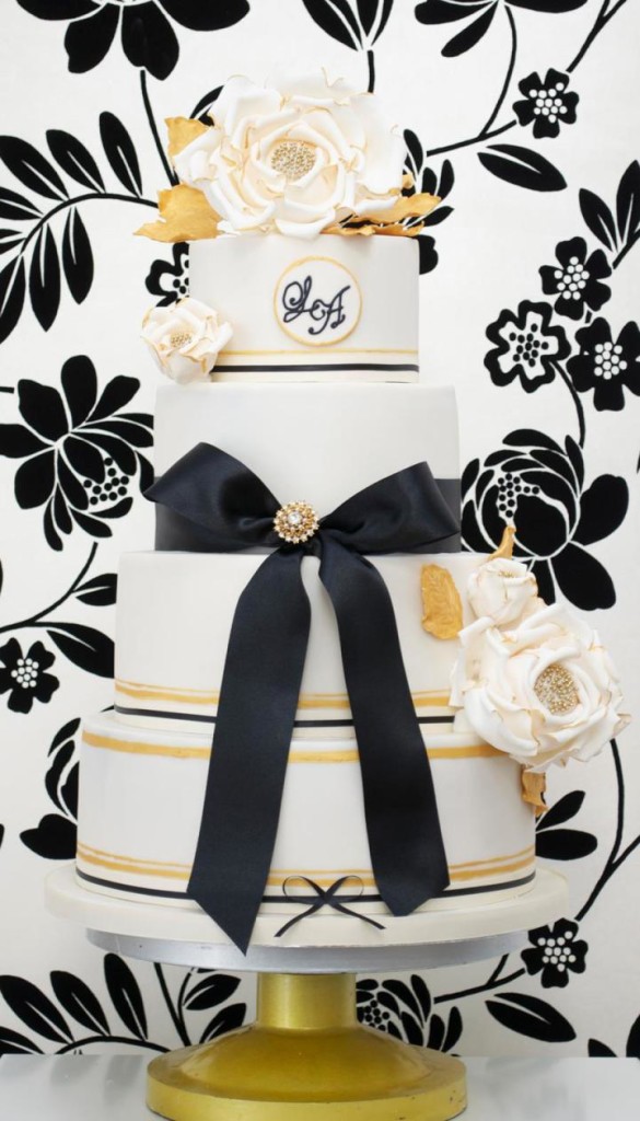 White Royal Cake