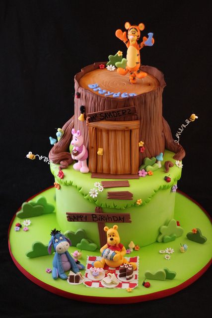 Winnie the Pooh and Friends Cake