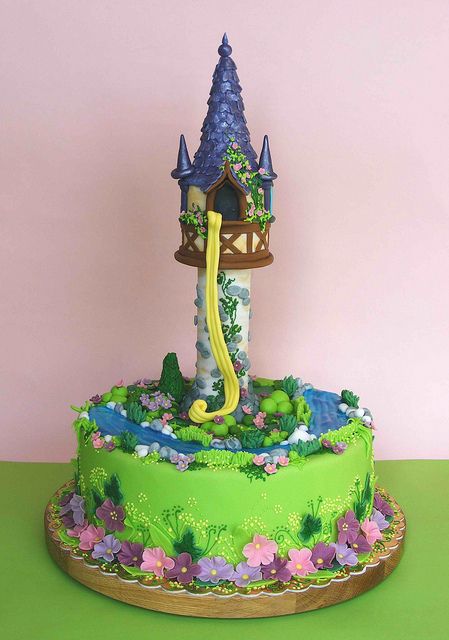 Rapunzel Cake