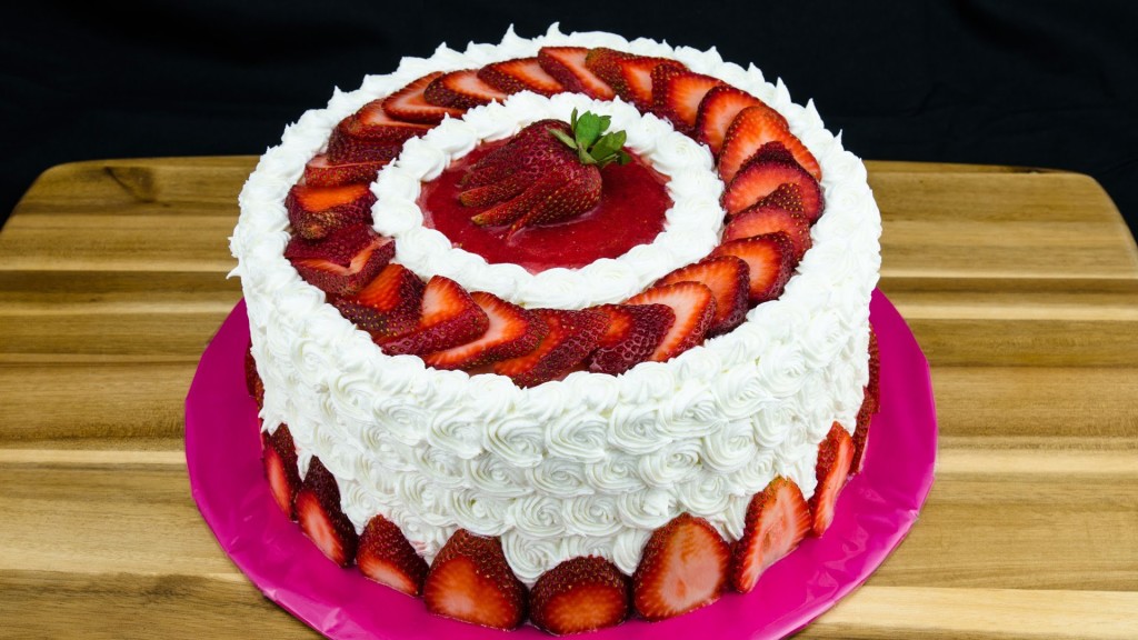 Strawberry Sweetness Cake