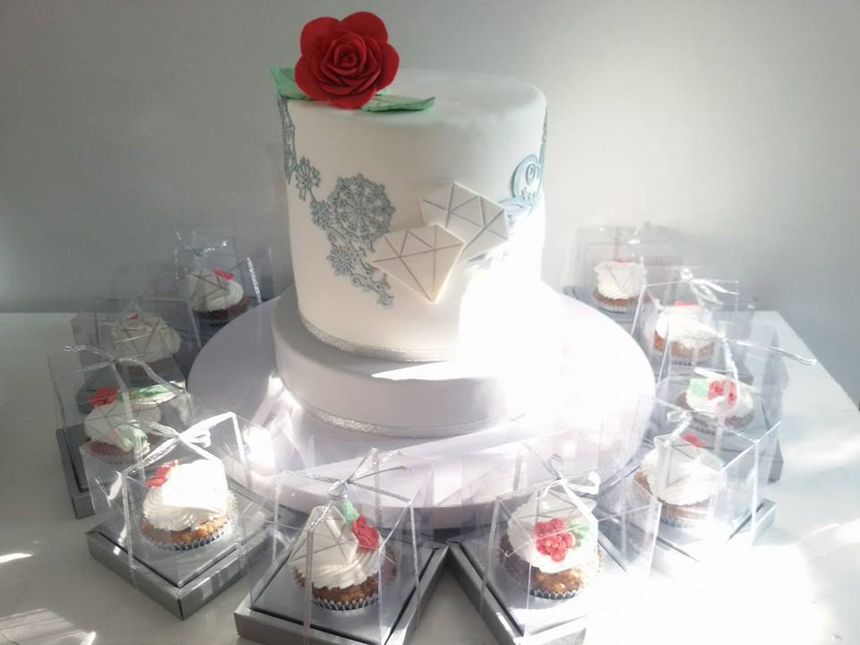 Elegant Cake by Cakes & Cupcakes