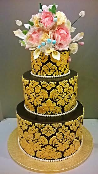 Gold Damask Cake by Regina Deleon