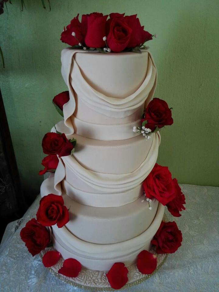 Beautiful Cake by Nicomye's Patisserie