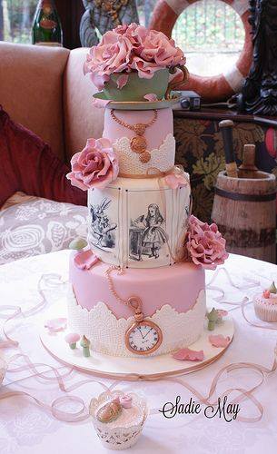 Cake with Teacup Topper by Cake & Sugar Crafting