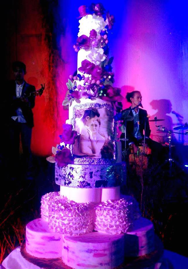 Daniel Guiriba‎'s Wedding Cake