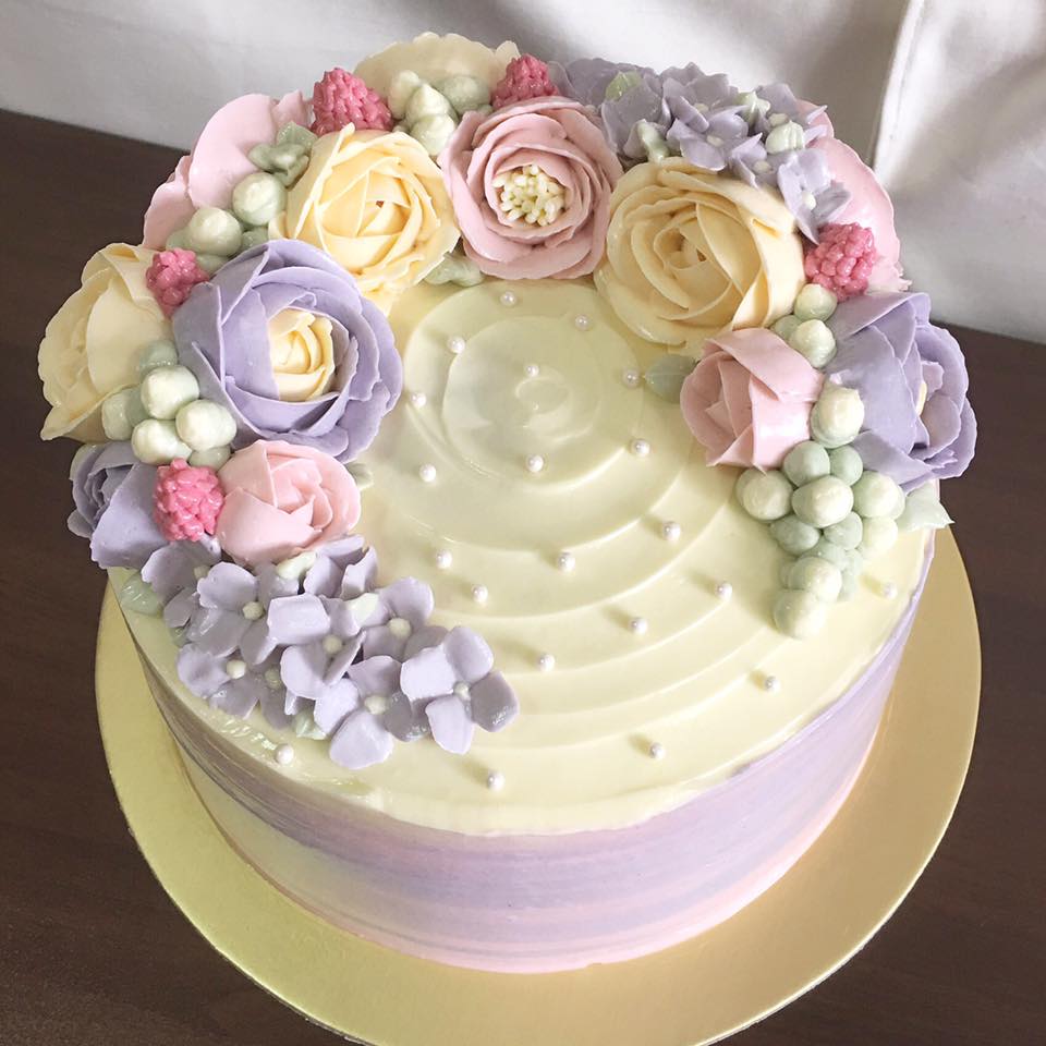 Lovely Cake by Evangeline Diana Lee‎