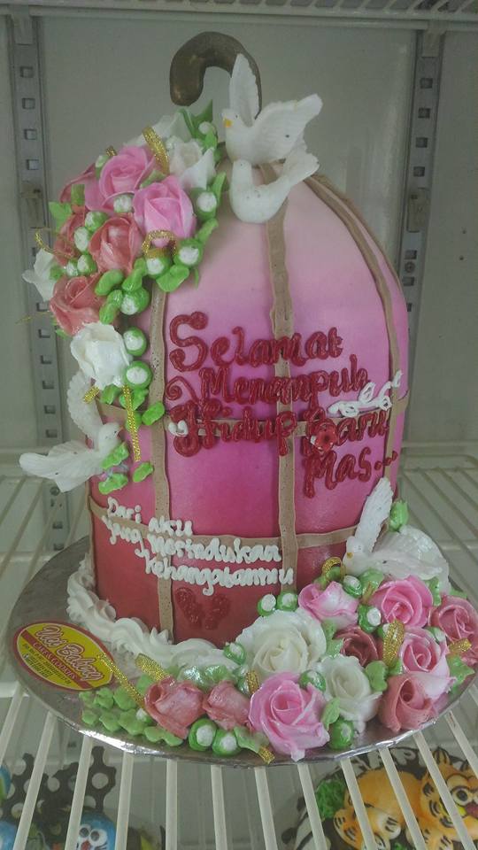 Taufik Maulana Nurhidayat‎ Wedding Cake