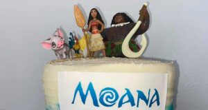 Moana Cake by Trevino Treats