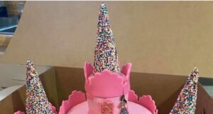 Cake by Yanna Cakes