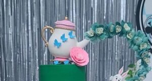 Alice in Wonderland Cake from Magic Sweets By Jessica