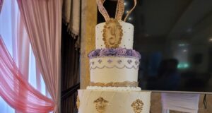 Cake by Luna Cakes Bakery