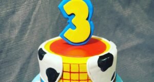 Cake by Happy Bird Bakery