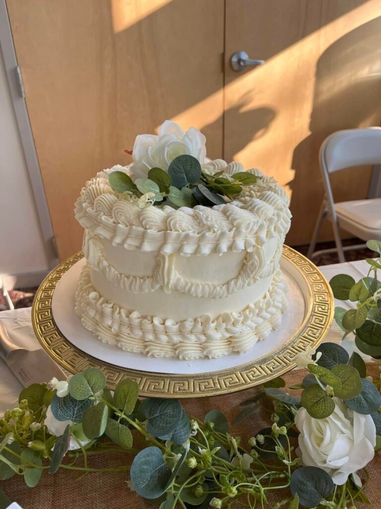 Cake by Anna's Sweet Creations