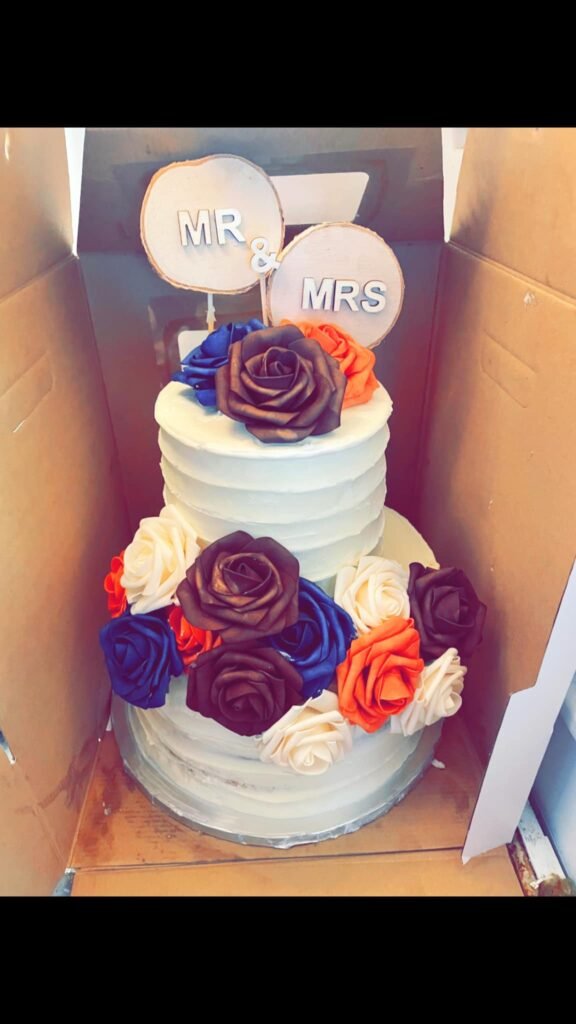 Cake by Daisies & Dough