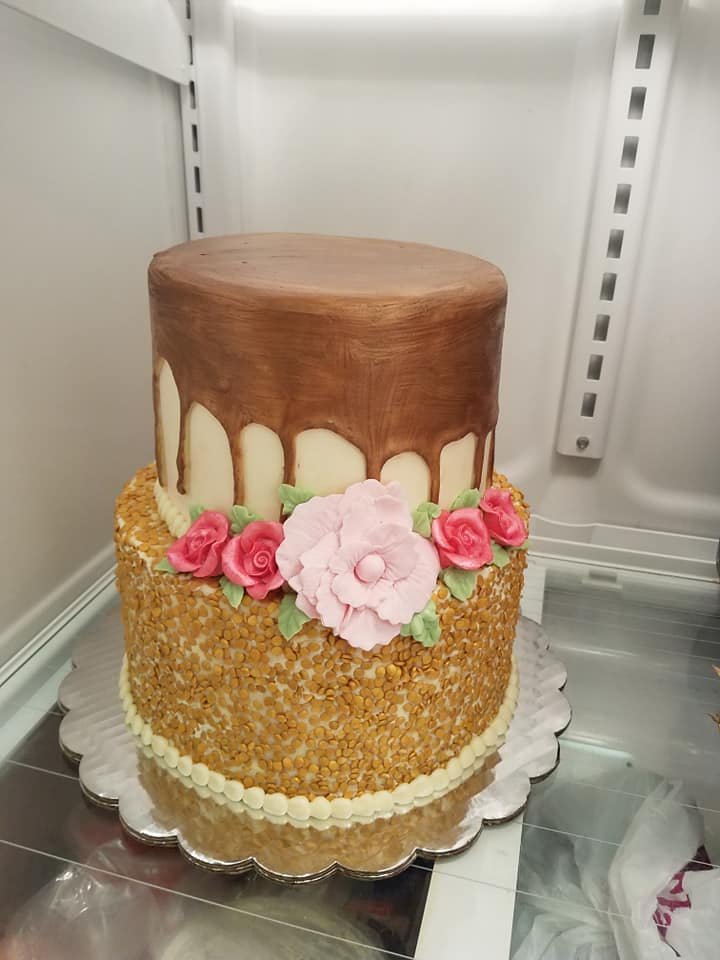 Cake by Erica's Creative Cakes