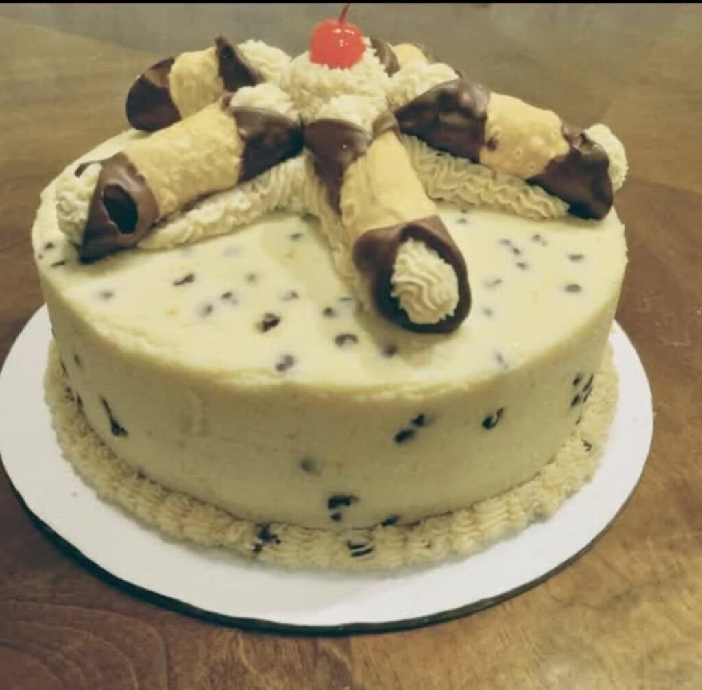 Cake by Lisa's Sweet Creations
