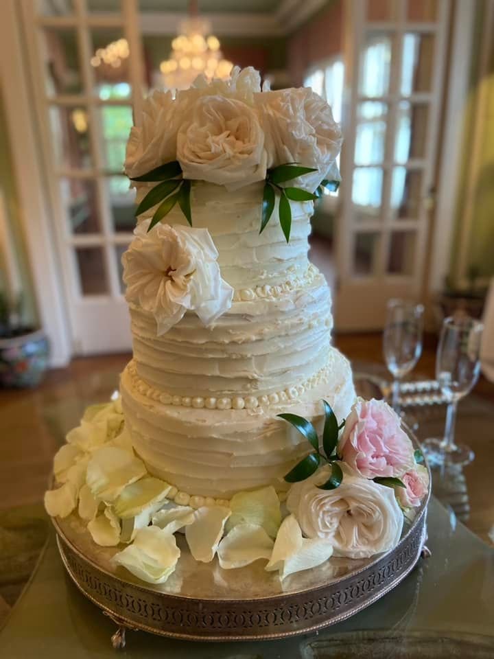 Cake by Little B’s Baked Goods