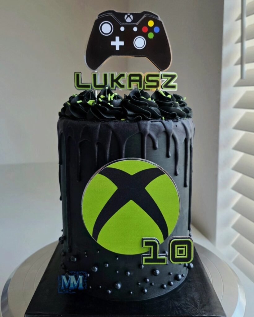 Cake by Marina Makes