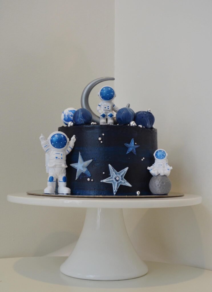 Cake by Midnight Cakes