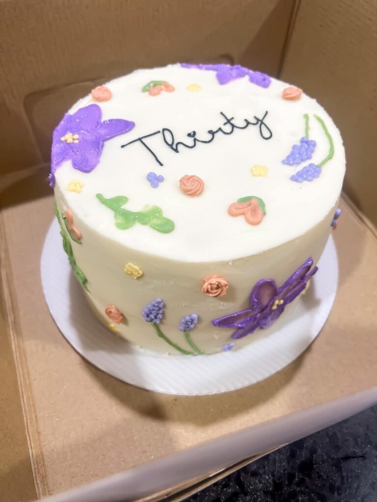 Cake by Mor Sweets