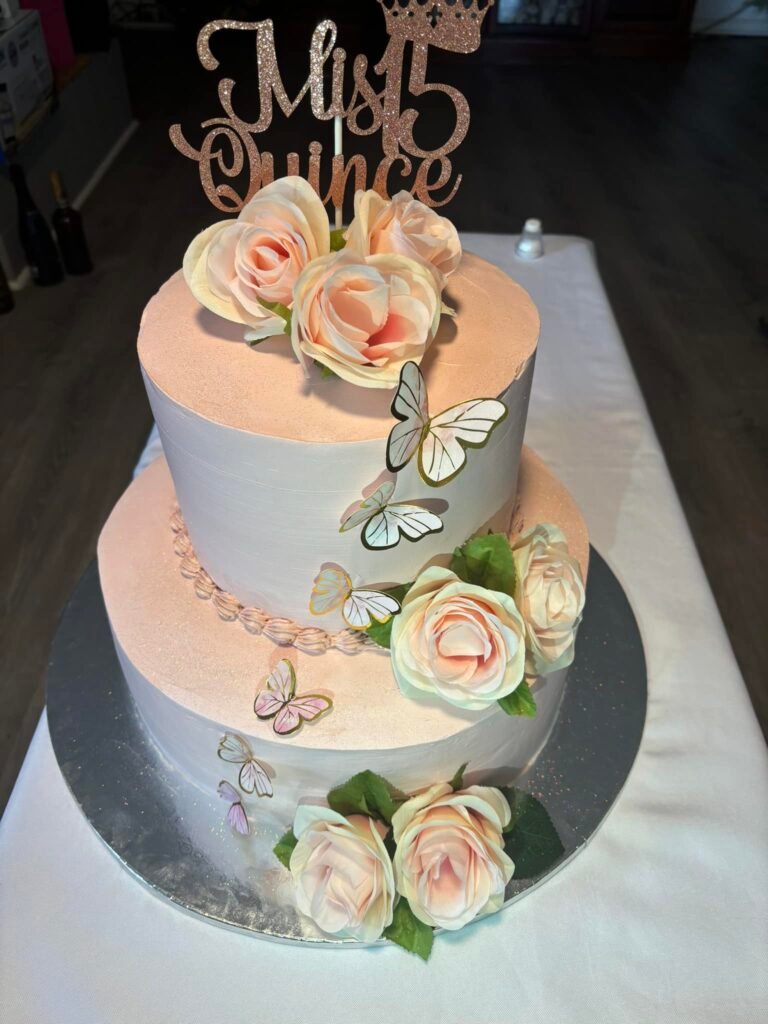 Cake by Paty Gelatinas y Postres