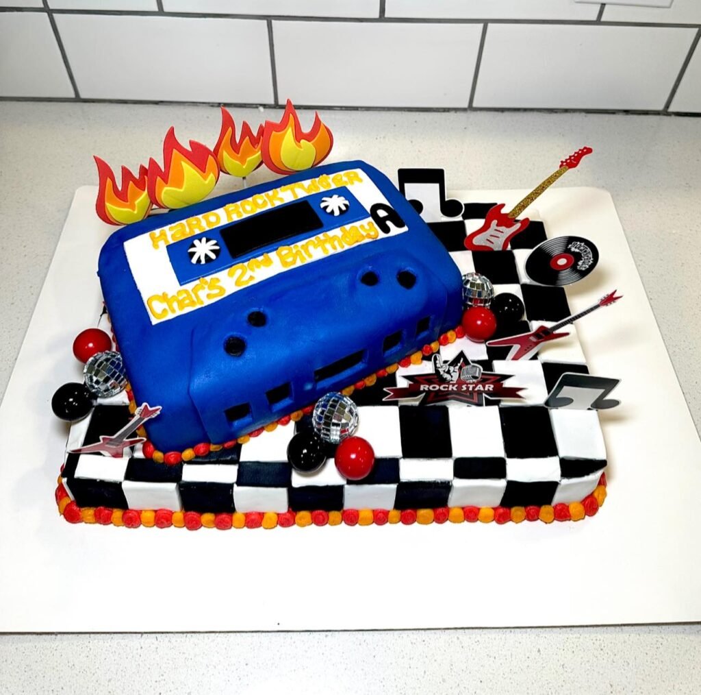 Cake by Breanna’s Cakes & Bakes