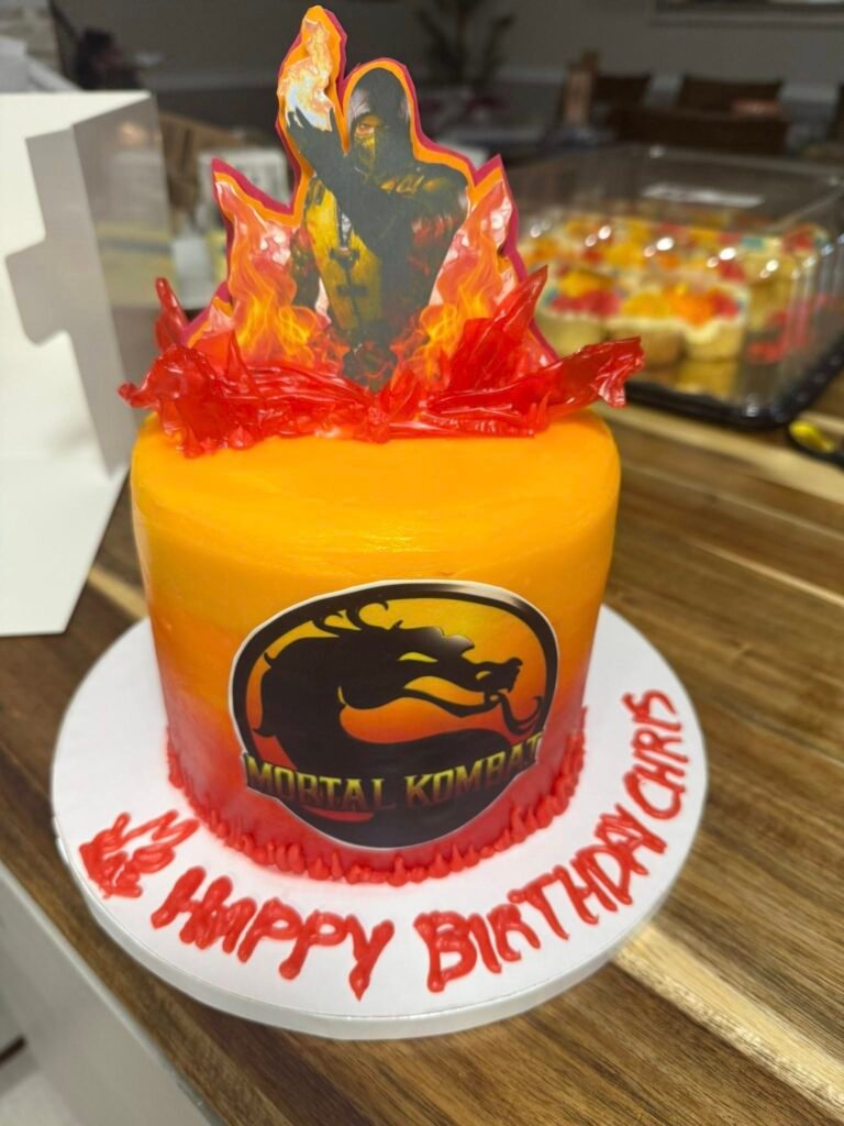 Cake by Cakesplosionz Bakery