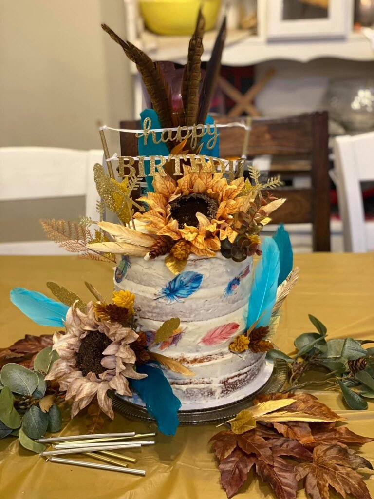 Cake by HunnE’s Bakery