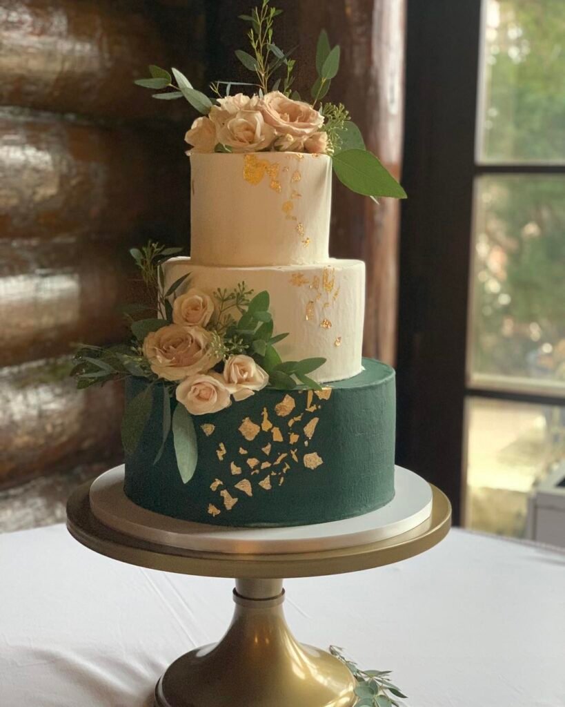 Cake by Kelsey's Kakes