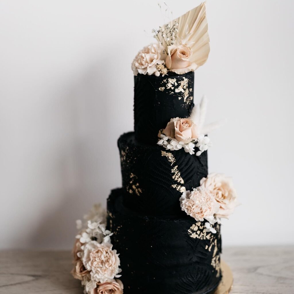 Cake by Kirstbakesncakes