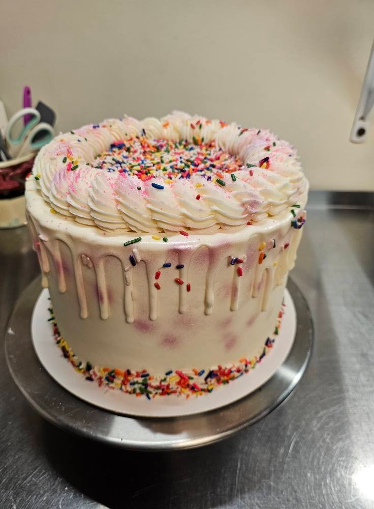 Cake by M & Em's Sweet Sensations LLC