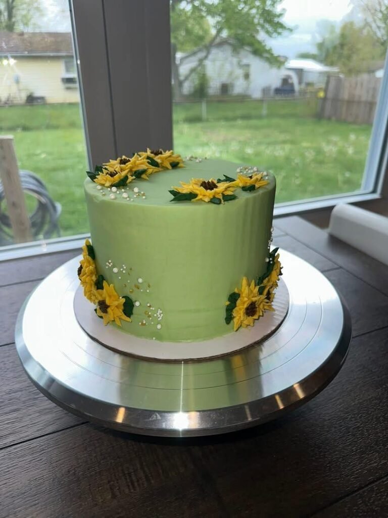 Cake by Rea's Homemade