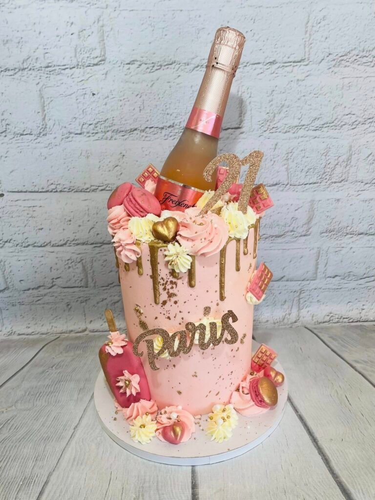 Cake by Sweettooth Cakes