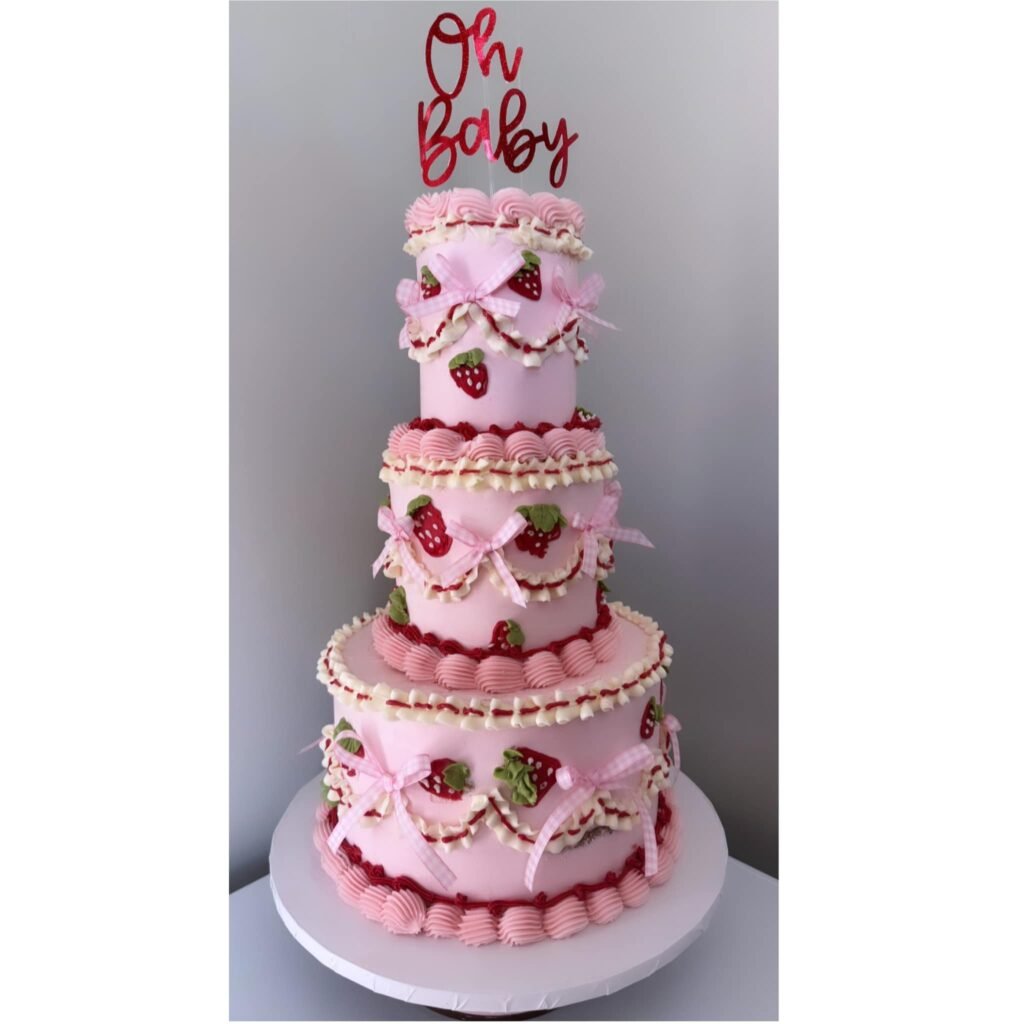 Cake by Yami Sweets
