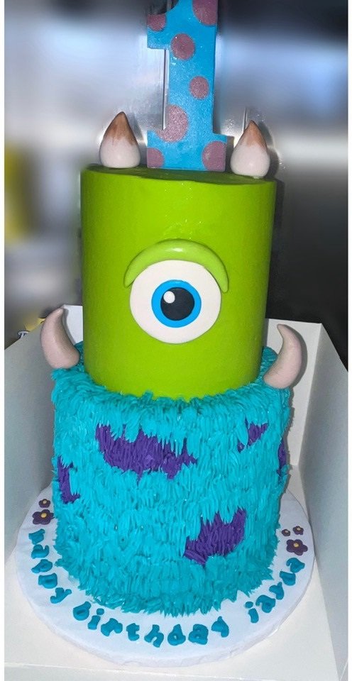 Cake by Ali’s Sweet Crave