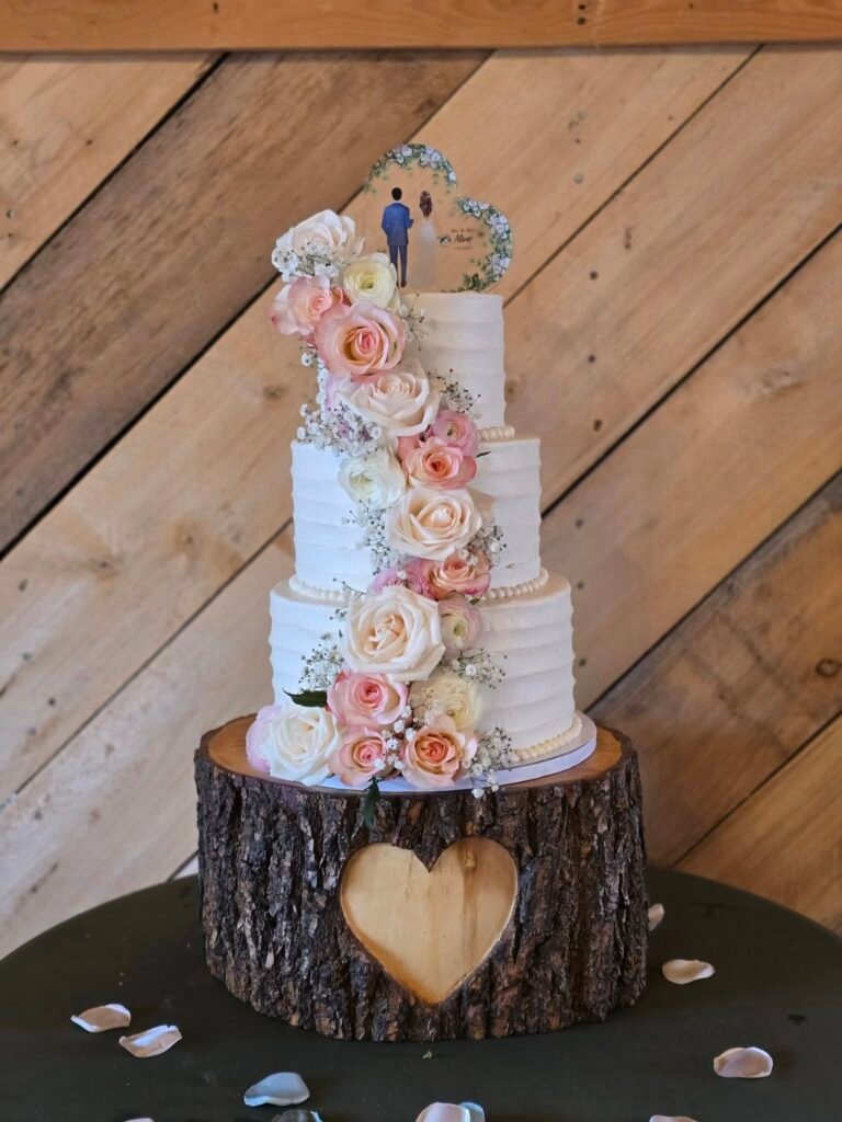 Cake from Sweetcakes by Melissa Ronan/Polson