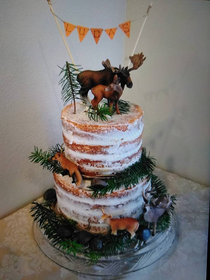 Cake by Baking Me HAPPY