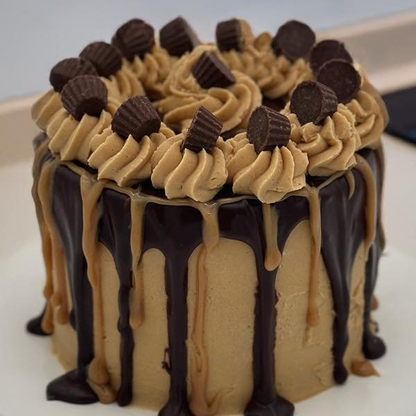 Cake by Karin’s Cakes & Sweets